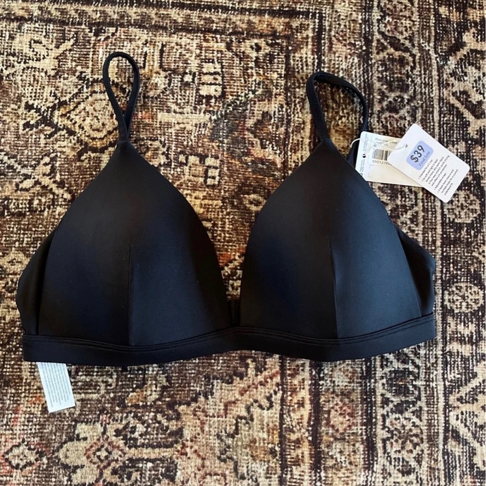 NWT Lululemon Waterside Swim Top